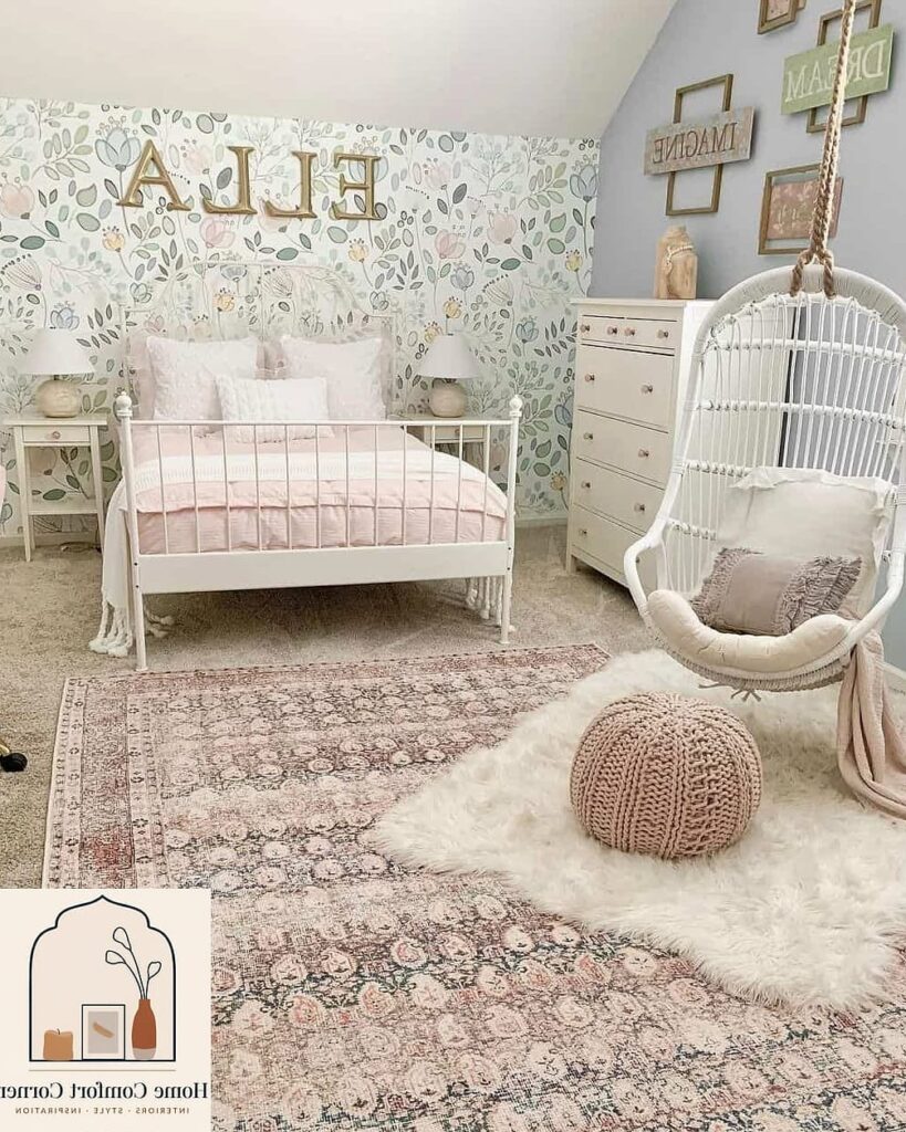 15 Tiny Room Ideas Ideas From Homes We Absolutely Love 1 featured 1539