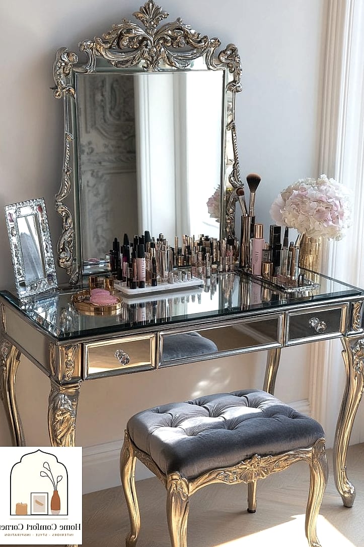 Brushed Brass or Gold Hardware