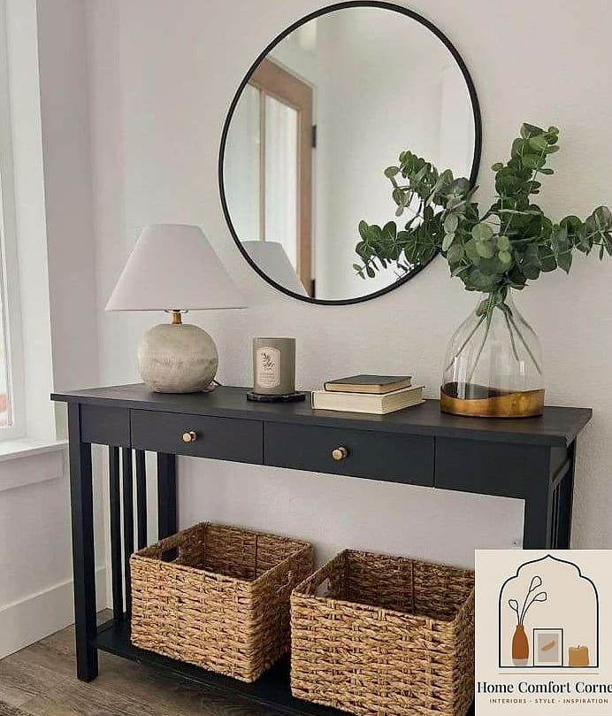 A Console Table in the Entryway