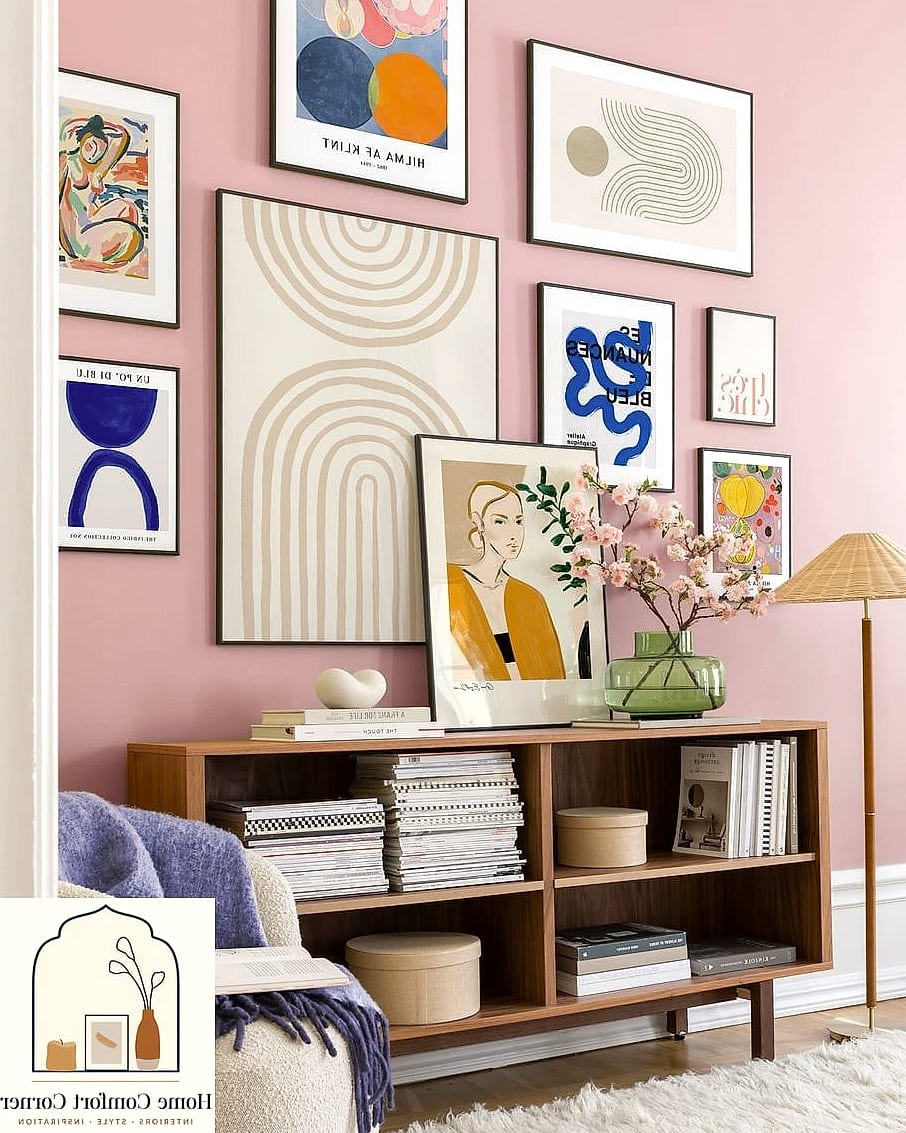A Gallery Wall Using Command Strips