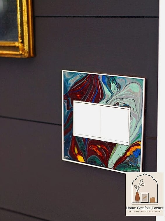 Marbled Effect Covers Using Nail Polish