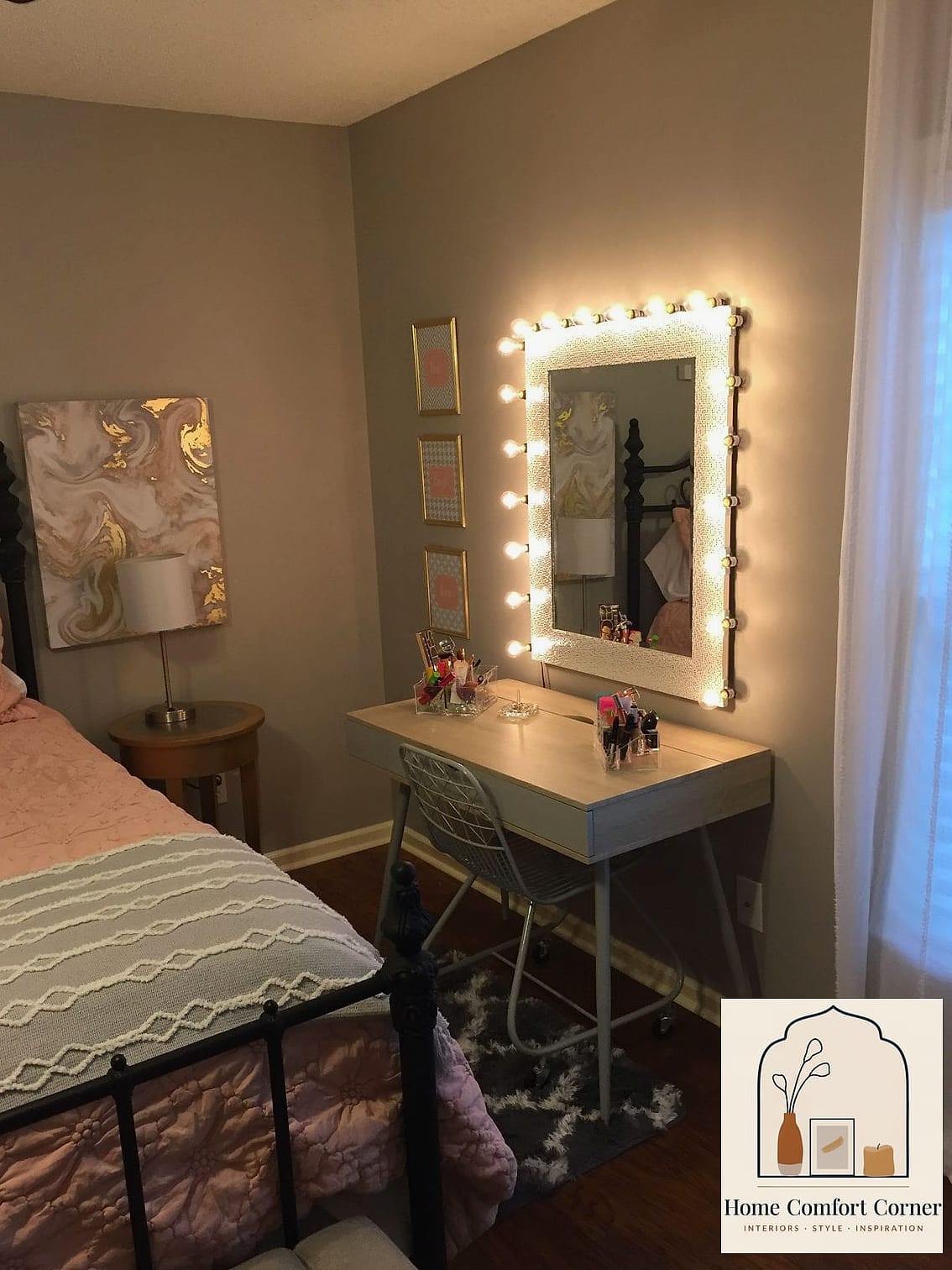 A Mirror That Doubles as Decor