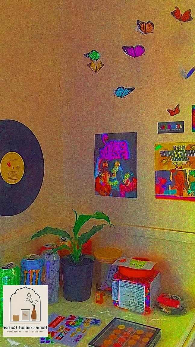 14 Indie Room Decor Inspiration Boards You'll Want to Copy 11 Polaroid and Film Photo Displays
