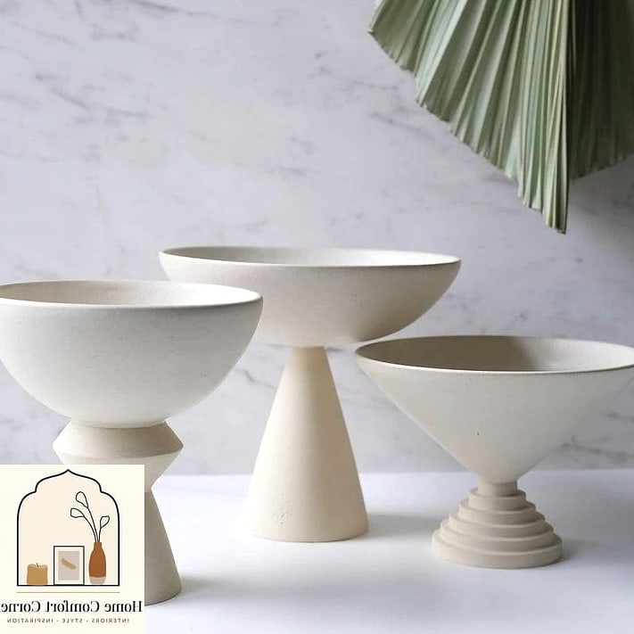 Sculptural Ceramics Instead of Clutter