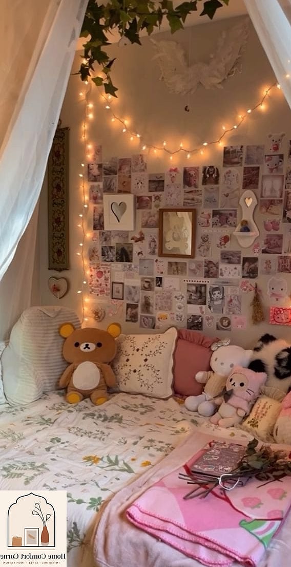 21 Room Decor Aesthetic Ideas That Are Both Stylish and Practical 17 Soft Girl Aesthetic